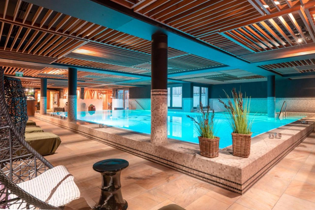 埃布普林斯餐厅酒店 埃特林根 外观 照片 The spa at the Hotel de la Tour