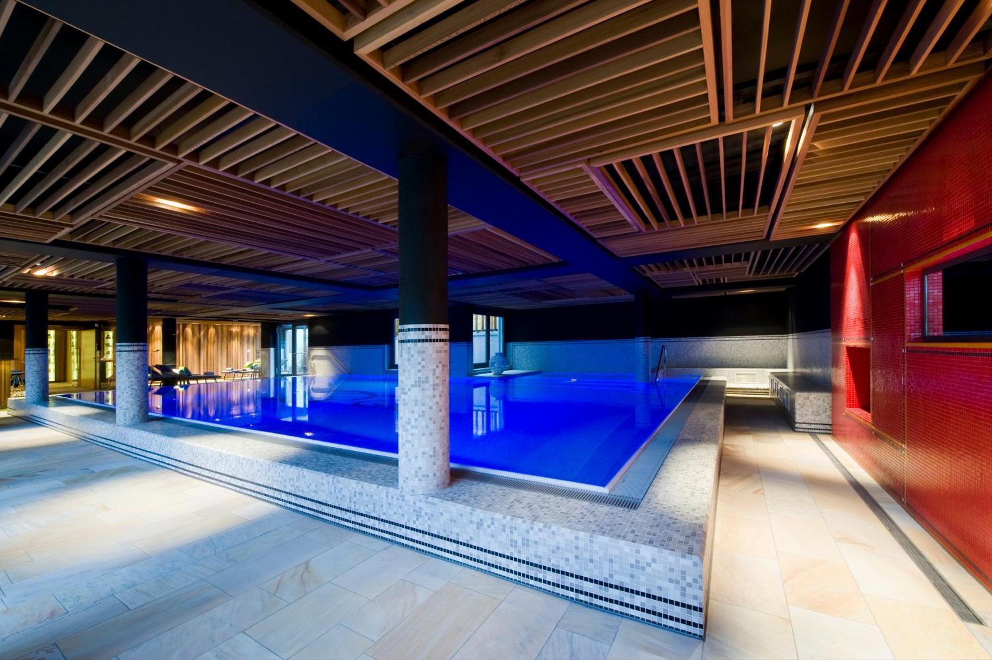 埃布普林斯餐厅酒店 埃特林根 外观 照片 The interior of the hotel